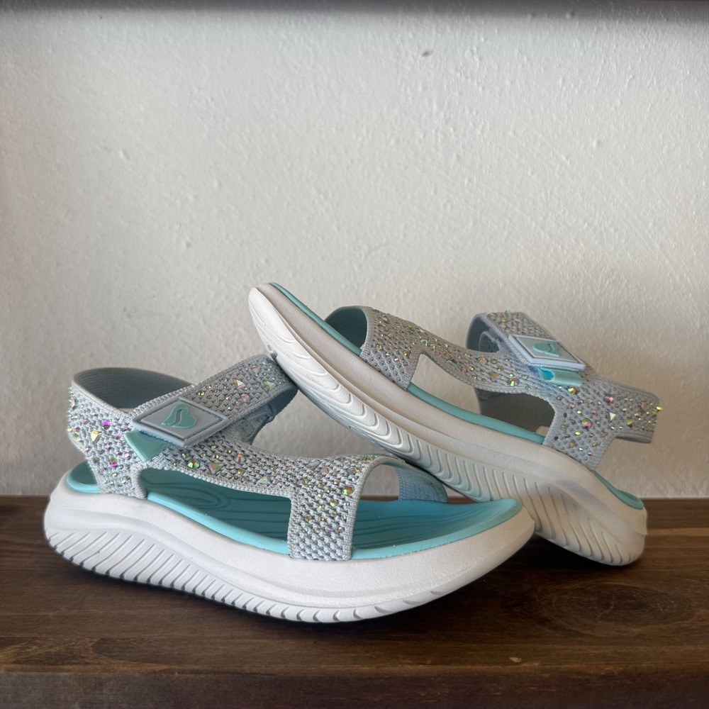 Skechers Ultra Flex 3.0 Girls Rhinestone Sandals Youth Size 1 See Measurement - Picture 1 of 14